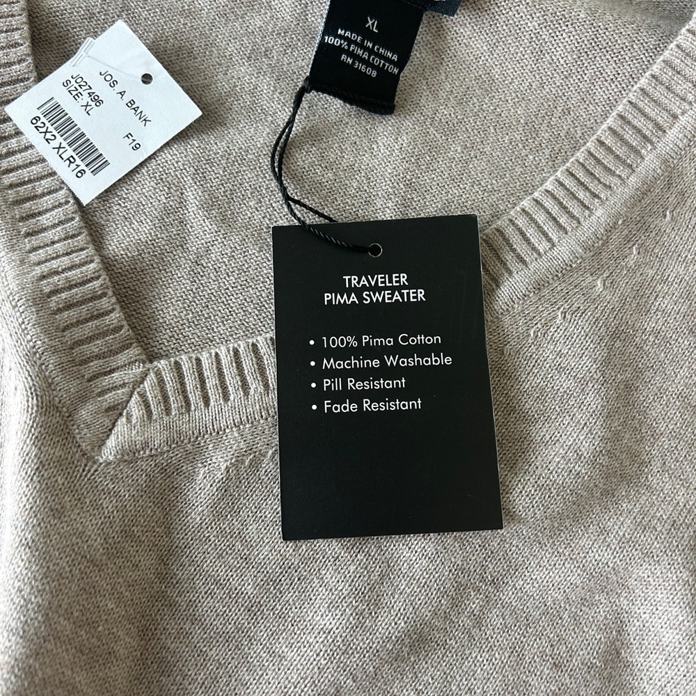NWT- JoS A. Bank Men’s Traveler Pima V Neck Sweater Size XL - Picture 5 of 6